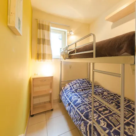 Estepona 006 With Parking By Interhome Апартаменты Mispelburg